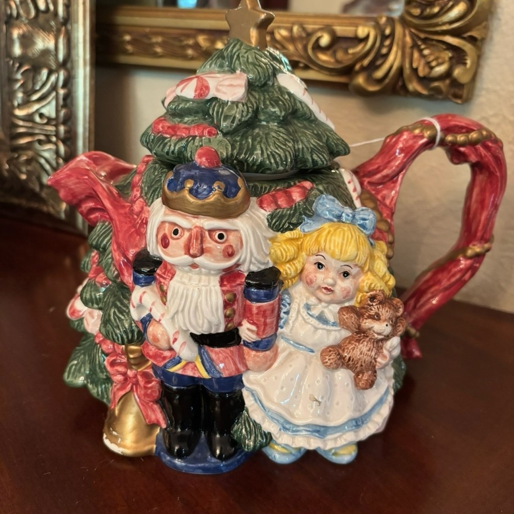 Christmas Fitz and Floyd Festive Nutcracker Sweets Teapot with Red and Green